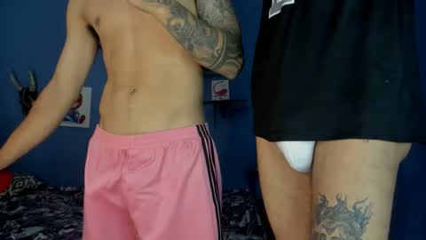 Snapshot of leon_big_cock chatting on 02-04-26, 01:00 leon_big_cock online show from 02-04-26, 01:00