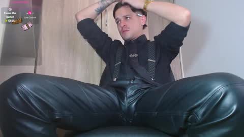 Snapshot of leonal_oconer chatting on 11-13-25, 06:40 iam leonal online show from 11-13-25, 06:40