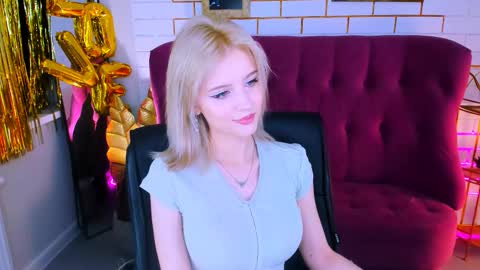 Snapshot of leonastone chatting on 09-12-25, 05:02 leonastone online show from 09-12-25, 05:02