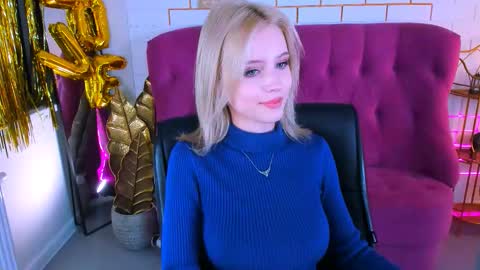 Snapshot of leonastone chatting on 10-24-25, 06:37 leonastone online show from 10-24-25, 06:37