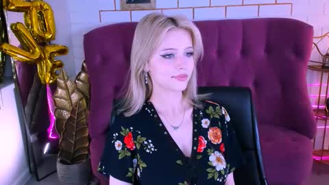 Snapshot of leonastone chatting on 10-30-25, 05:02 leonastone online show from 10-30-25, 05:02