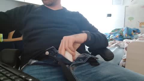 angel e sonia online show from 01-29-25, 08:18