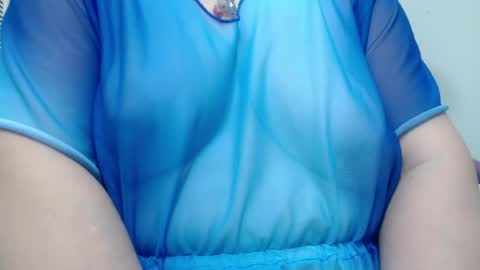 leonela   online show from 05-16-26, 01:13