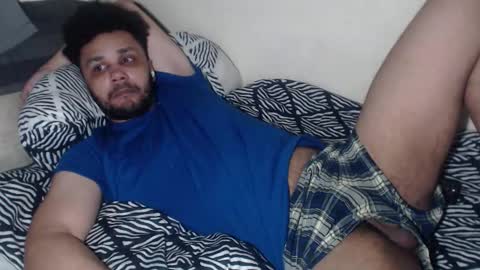 Snapshot of leonevans33 chatting on 02-21-26, 01:39 LSE online show from 02-21-26, 01:39