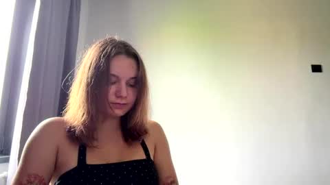 Snapshot of leonidadesantiago chatting on 07-20-26, 10:39 Reily online show from 07-20-26, 10:39