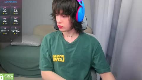 leonkissboy online show from 05-18-26, 06:36