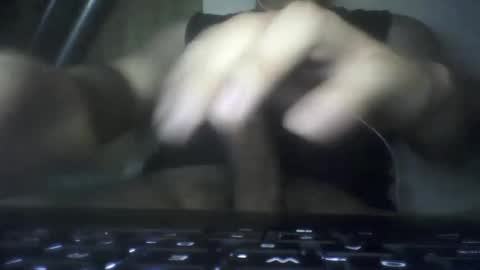 Snapshot of leoonel_95 chatting on 09-12-25, 05:40 leoonel_95 online show from 09-12-25, 05:40