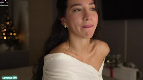 Leora online show from 12-16-24, 06:27