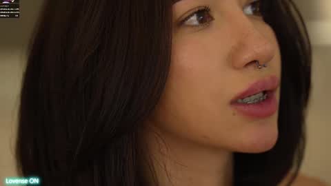 Leora online show from 02-15-25, 03:50