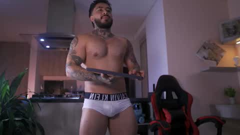 Leo Salvatore online show from 10-10-25, 03:38