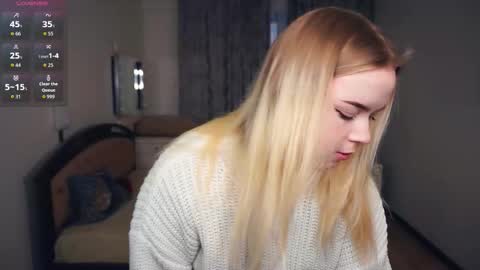 Hello everyone Im Lora Its my first day Were going to have fun together online show from 10-08-25, 05:38