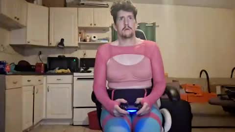 Snapshot of leppard6148 chatting on 12-26-24, 04:53 Keith online show from 12-26-24, 04:53