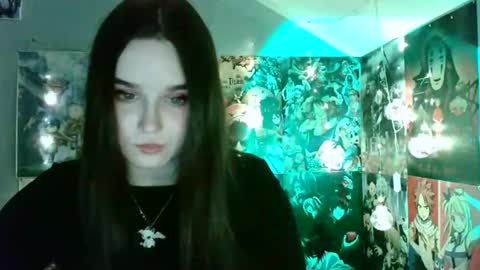 Snapshot of leraaa72 chatting on 12-21-24, 10:17 little secret online show from 12-21-24, 10:17