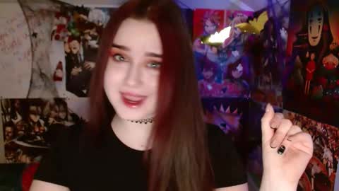 Snapshot of leraaa72 chatting on 10-17-25, 09:12 little secret online show from 10-17-25, 09:12