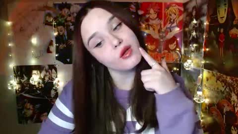 Snapshot of leraaa72 chatting on 11-27-25, 06:10 little secret online show from 11-27-25, 06:10