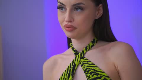 Snapshot of lesaismore chatting on 02-19-25, 02:55 Jessie online show from 02-19-25, 02:55