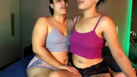 Snapshot of lesbiancouplebrazil2025 chatting on 07-14-26, 03:18 lesbiancouplebrazil2025 online show from 07-14-26, 03:18