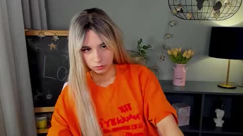 Eveline online show from 02-05-26, 01:32