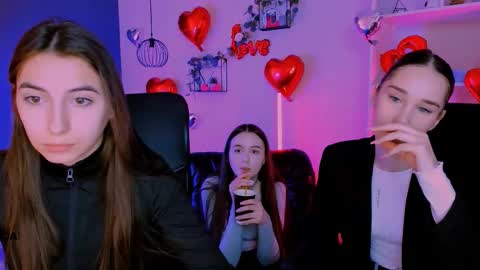 leslie_bird online show from 03-04-26, 09:59