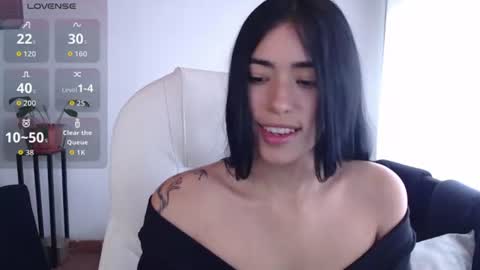 Snapshot of leslieblack_ chatting on 08-06-26, 02:41 leslie online show from 08-06-26, 02:41