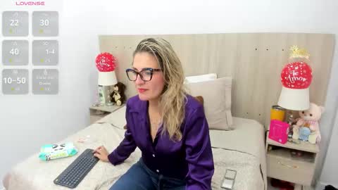 Lesly Santodomingo online show from 02-21-26, 10:27