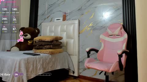 I am here from Monday to Friday from 730 am to 130 pm Colombia time and saturday from 500 am to 1000 am .... Soon Blue page online show from 02-05-25, 04:14