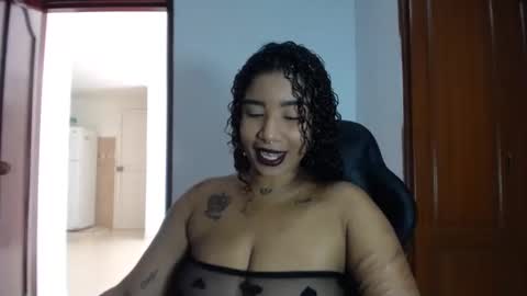 lesly online show from 02-19-25, 07:48