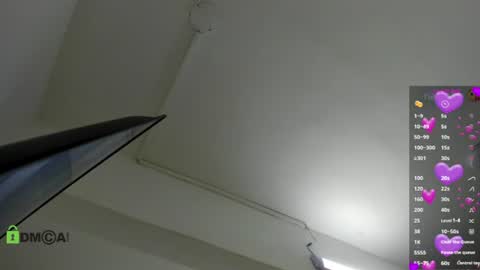 Snapshot of leslyevans1 chatting on 06-21-26, 10:12 Lesly online show from 06-21-26, 10:12