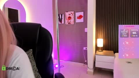Snapshot of leslyevans1 chatting on 07-01-26, 05:09 Lesly online show from 07-01-26, 05:09