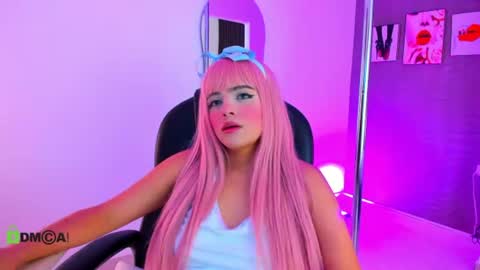 Snapshot of leslyevans1 chatting on 07-23-26, 05:05 Lesly online show from 07-23-26, 05:05