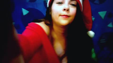 Lesly moon online show from 12-25-24, 11:10