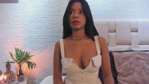 Snapshot of lesslee1 chatting on 02-17-26, 11:40 Less Lee online show from 02-17-26, 11:40