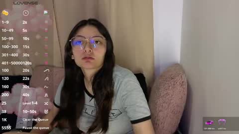 Snapshot of lessliee chatting on 05-02-26, 07:35 lessliee online show from 05-02-26, 07:35