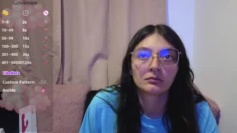 Snapshot of lessliee chatting on 05-05-26, 07:16 lessliee online show from 05-05-26, 07:16