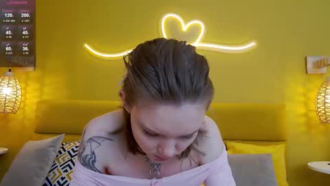 Lessy online show from 10-13-25, 03:28