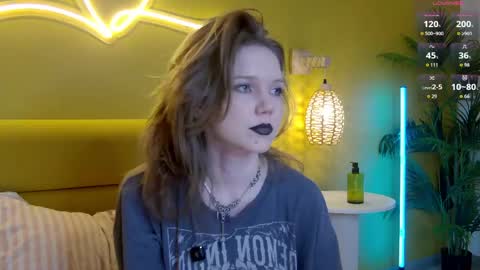 Lessy online show from 06-04-26, 03:34