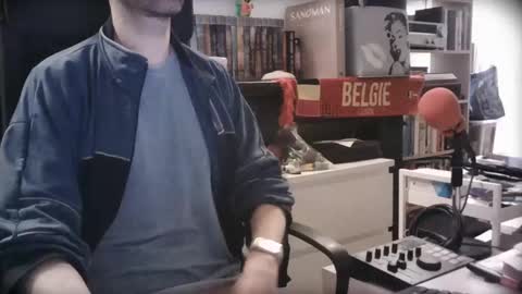 Vampiro Diurno online show from 12-03-24, 07:00