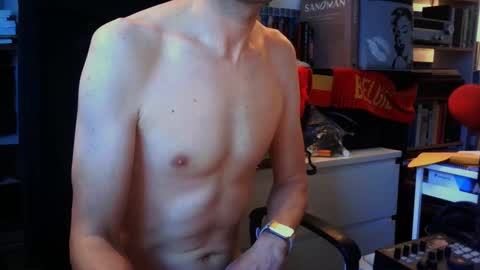 Vampiro Diurno online show from 01-27-25, 04:01