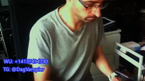 Vampiro Diurno online show from 12-01-25, 12:54