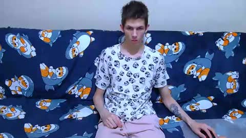 Snapshot of lester_broo chatting on 06-12-26, 03:05 lester_broo online show from 06-12-26, 03:05