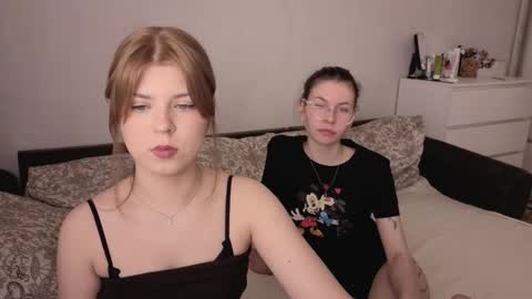 Fiona online show from 11-06-25, 01:12