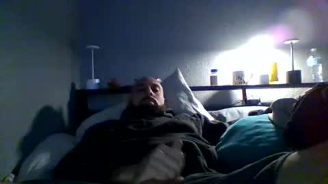 letithang24 online show from 12-21-25, 06:59