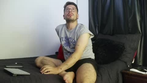 Snapshot of letorres23 chatting on 04-15-26, 01:23 Torres online show from 04-15-26, 01:23