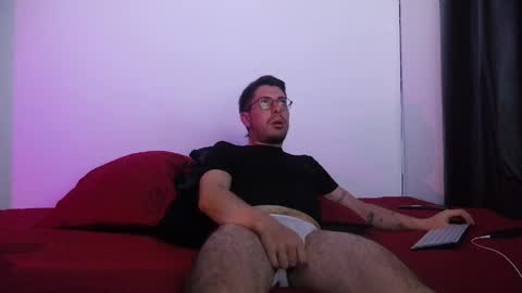 Snapshot of letorres23 chatting on 05-25-26, 03:34 Torres online show from 05-25-26, 03:34