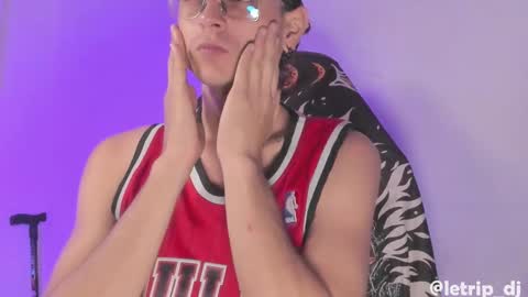   letrip  online show from 10-10-25, 03:22