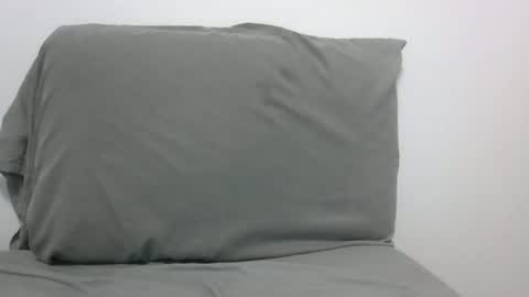 Snapshot of lets_play143 chatting on 06-25-26, 06:07 lets_play143 online show from 06-25-26, 06:07