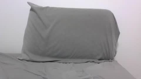 Snapshot of lets_play143 chatting on 07-09-26, 05:33 lets_play143 online show from 07-09-26, 05:33