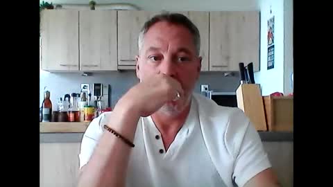 Snapshot of letshavefun2gether68 chatting on 05-31-26, 10:44 letshavefun2gether68 online show from 05-31-26, 10:44