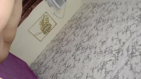 Snapshot of letsplaybaby_ chatting on 03-03-25, 12:05 gene online show from 03-03-25, 12:05