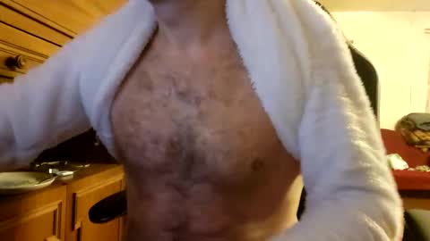 Snapshot of letsplaytogetherxxx chatting on 02-08-25, 04:57 OFansXoXo online show from 02-08-25, 04:57